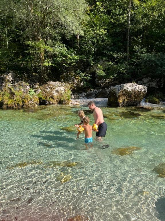 Soča Apartmaji In Sobe Cuder מראה חיצוני תמונה