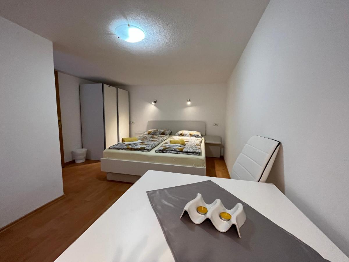 Soča Apartmaji In Sobe Cuder מראה חיצוני תמונה