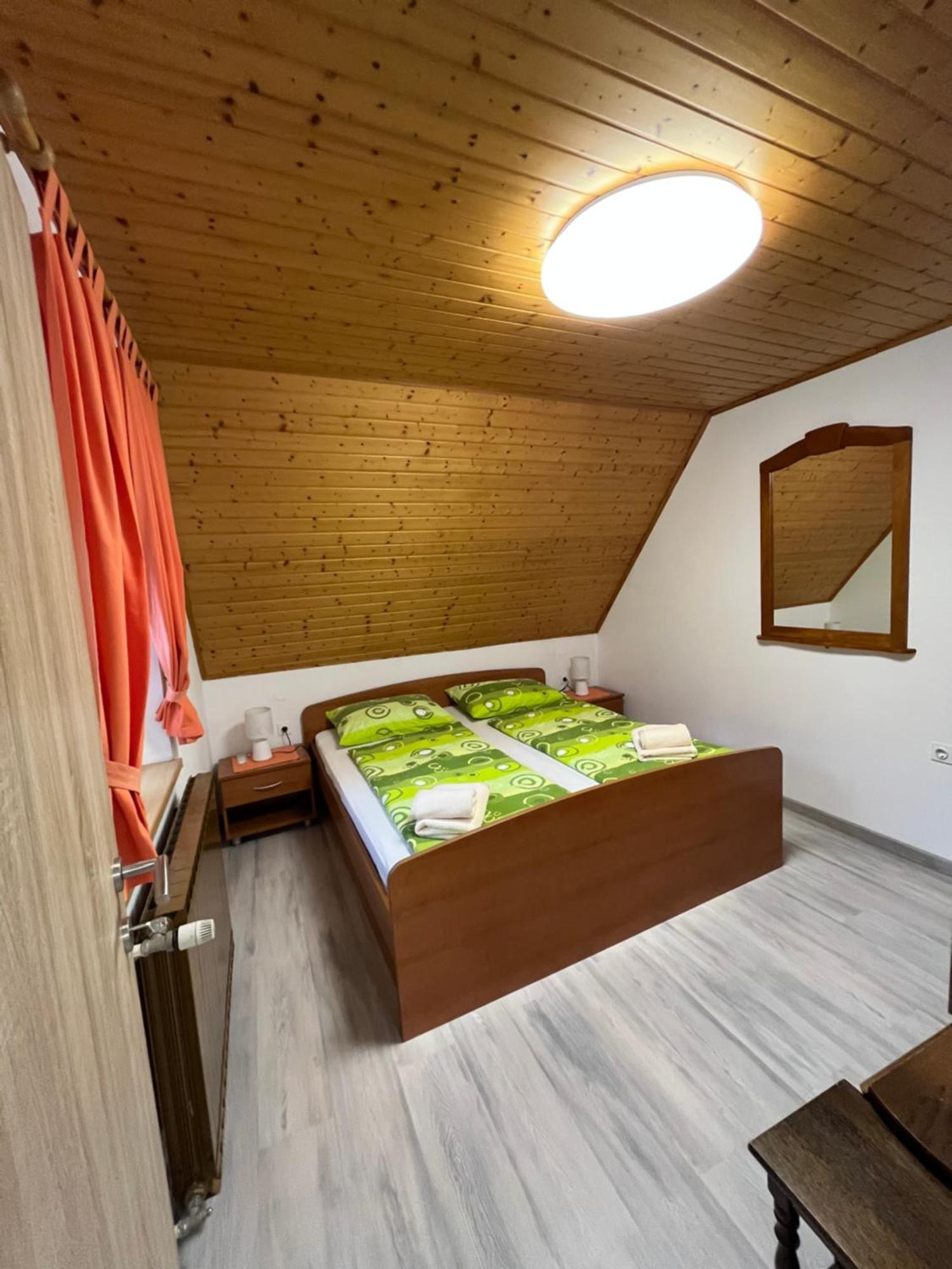 Soča Apartmaji In Sobe Cuder חדר תמונה